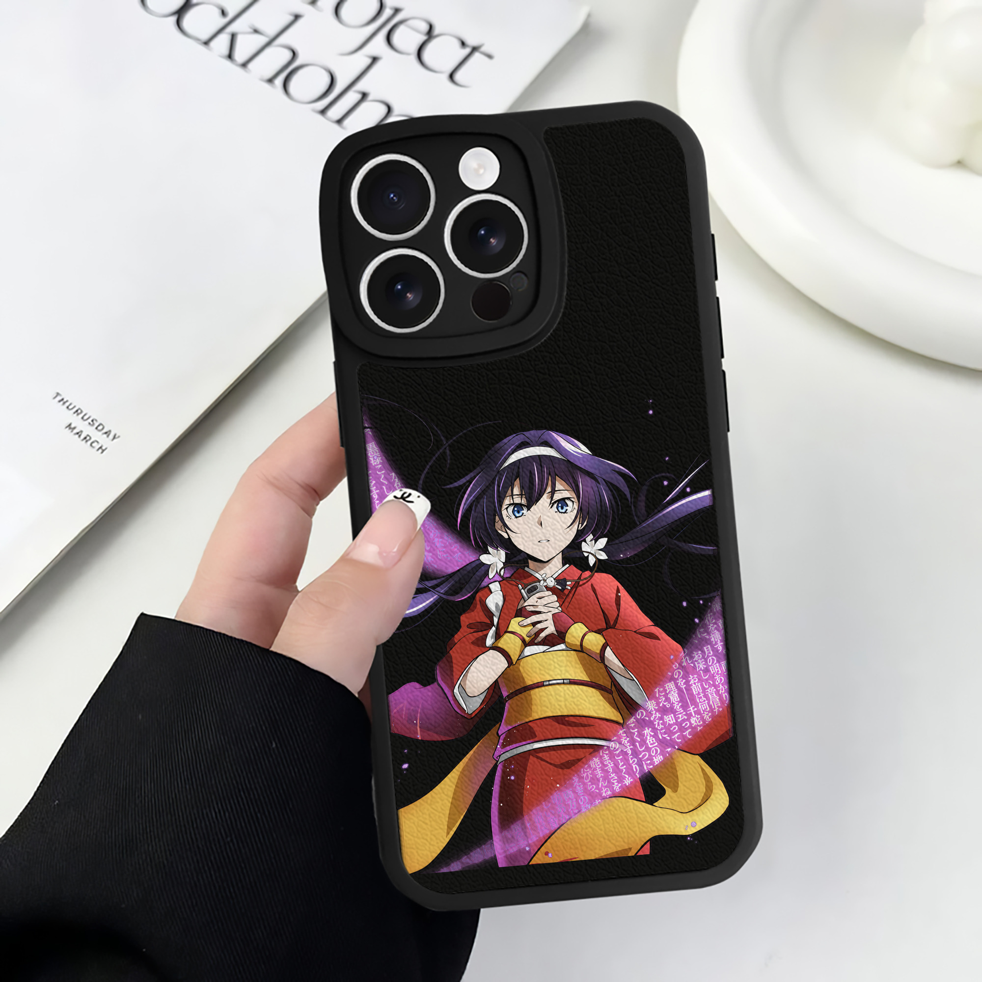 （画像用） 文豪ストレイドッグス Bungo Stray Dogs 【iPhone 16シリーズ対応】シリコンスマホケース（レザー調） 材質：シリコン